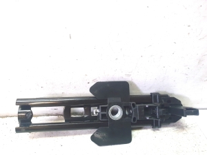 AUDI A7 (2010–2018) Seat belt height adjuster 8T8857833 - 3