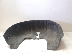 AUDI A7 (2010–2018) Rear wheel arch liner 4G8810171B - 2