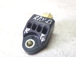 TOYOTA RAV 4 A4 (2012–2018) Airbagsensor 8983133050 - 3