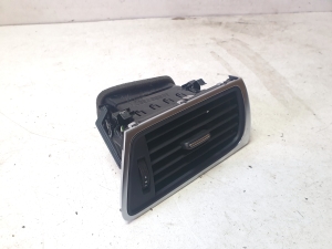 AUDI A7 (2010–2018) Dashboard air vent grilles 4G8820902 - 2