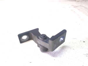 Charnière inférieure de porte avant - 4H0831401A