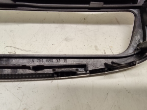 Mercedes Benz R-Class 251 (2006–2017) Dashboard trim A2516800339 - 3