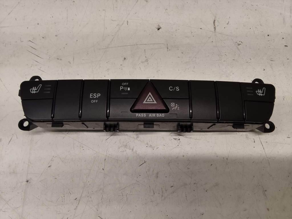 Mercedes Benz R-Class 251 (2006–2017) Hazard light switch A2518704510 Mercedes Benz R-Class 251 (2006–2017) Hazard light switch A2518704510