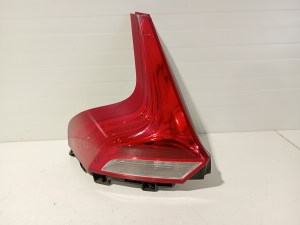 Eckleuchte hinten - 31395844