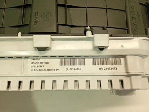 VOLVO V40 (2012–2019) Instrument cluster 31473473 - 3