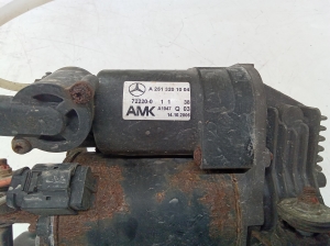 Mercedes Benz R-Class 251 (2006–2017) Luftfederung Kompressor A2513201004 - 5