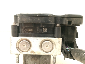 NISSAN Qashqai (2013–2021) ABS unit 476604EA1E - 3
