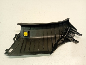 VOLVO V40 (2012–2019) Tagumise toe sisekujundus 31305357 - 3