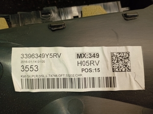 VOLVO V40 (2012–2019) Priekšējo durvju apdare un tās detaļas 3396349Y5RV - 2