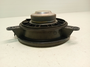 VOLVO V40 (2012–2019) Rear side door speaker 30657445 - 3