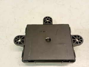 VOLVO V40 (2012–2019) Front door control unit 31456699 - 3