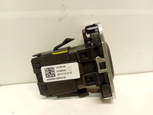 VOLVO V40 (2012–2019) Ignition switch 31456645 - 5