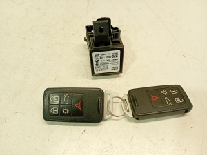VOLVO V40 (2012–2019) Ignition switch 28227917 - 3