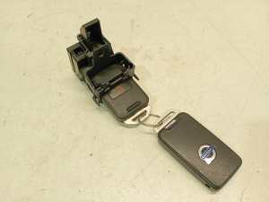 VOLVO V40 (2012–2019) Ignition switch 28227917 - 4