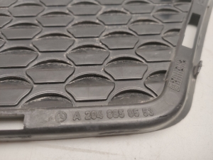 Mercedes Benz C-Class 204 (2007–2014) Front bumper lower grille A2048850553 - 4