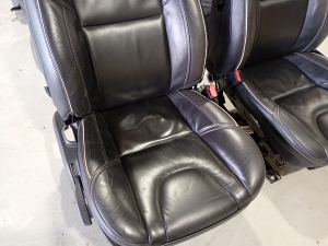 VOLVO V40 (2012–2019) Front seat and its parts - 2