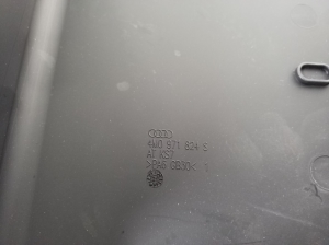 Porsche Cayenne (92A) (2017–2026) Muu kaitse 4M0971824S - 3