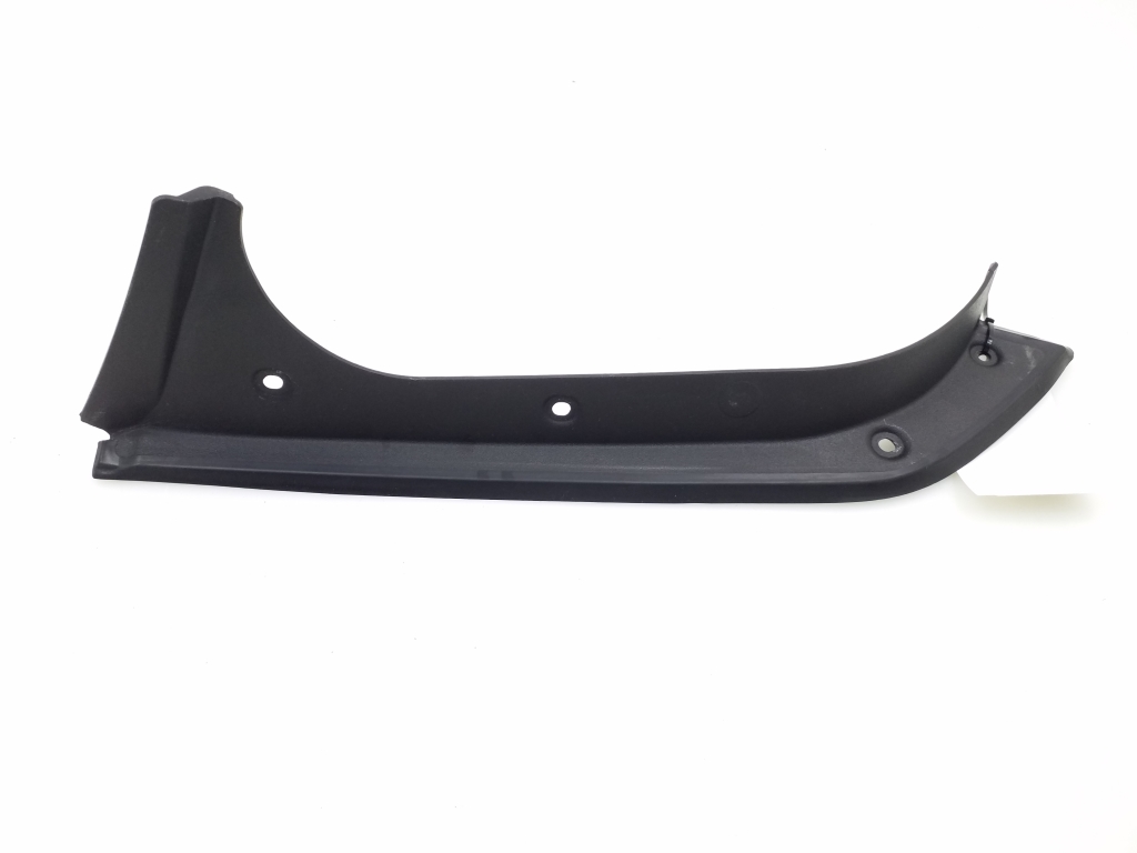 Used Mercedes Benz E-Class Other detail of the trunk interior A2076930133