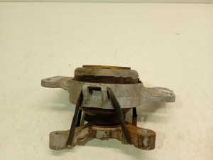   Engine mount  - 326F09 