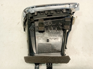 VOLVO V40 (2012–2019) Dashboard air vent grilles 1281852 - 4