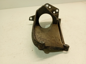 VOLVO V40 (2012–2019) Getriebehalter 31370633 - 3