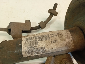 VOLVO V40 (2012–2019) Front shock absorber 31360945 - 3