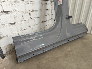 Volkswagen ID.4 I (2020–2026) Sill and center pillar - 2