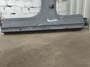 Volkswagen ID.4 I (2020–2026) Sill and center pillar - 4