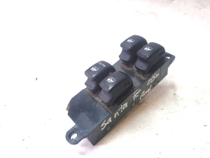 Hyundai Santa Fe (2000–2006) Priekšējo durvju stikla slēdzis 9357026150 - 2