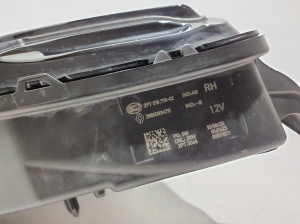 RENAULT Captur E-Tech I (2022–2026) Front daytime running light 266009347R - 4