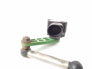 Porsche Cayenne (2010–2017) Andur tagumisel rummul 7P0616571 - 3