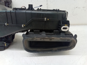 Mercedes Benz R-Class 251 (2006–2017) Heizungsgehäuse A2518340761 - 3
