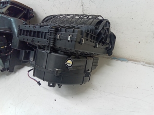 Mercedes Benz R-Class 251 (2006–2017) Heizungsgehäuse A2518340761 - 8