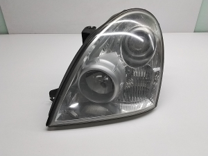 SsangYong Rexton (2006–2012) Esituli 8310108B13 - 2