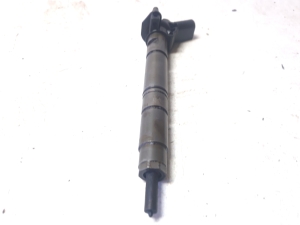 Fuel injector - 059130277CC