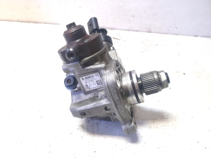 AUDI A7 (2010–2018) Fuel pump 059130755BF - 2