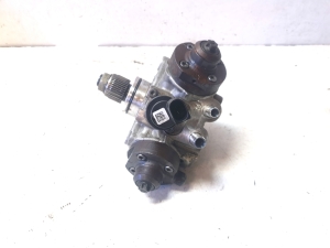 AUDI A7 (2010–2018) Fuel pump 059130755BF - 3