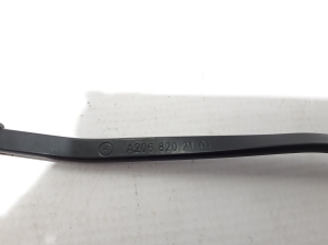Mercedes Benz E-Class W214 (2023–2026) Wischerarm vorne A2068202101 - 3