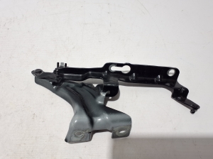 VOLVO XC90 (2015–2024) Hood hinge 31352878 - 2