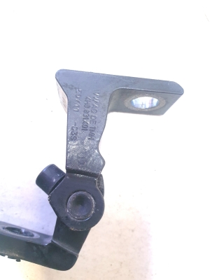 AUDI A7 (2010–2018) Rear side door lower hinge 4H0831401 - 3