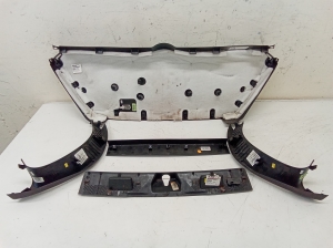 Mercedes Benz R-Class 251 (2006–2017) Trunk lid trim panel A2517400670 - 4