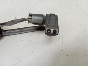 Mercedes Benz R-Class 251 (2006–2017) Frontscheibenwaschdüse A251860 - 4
