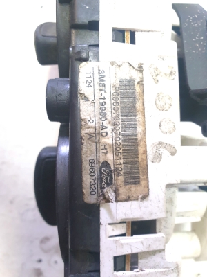Ford Focus (2004–2011) Heater control panel 3M5T19980AD - 2