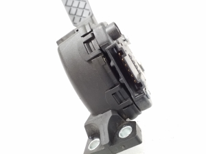 Porsche Cayenne (2010–2017) Accelerator pedal 7L0723507D - 4