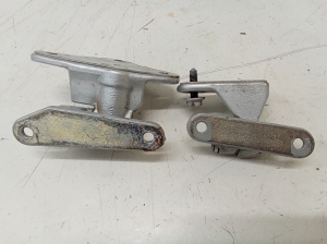 Mercedes Benz R-Class 251 (2006–2017) Rear side door lower hinge 460 - 4