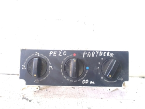 Heater control panel - M49030549B