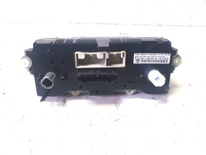 Volkswagen Caddy II (1995–2004) Heater control panel 1K0819047AP - 3