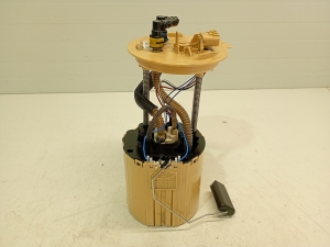 Opel Astra K (2015–2021) Kütusepump paagis 13522650 - 3