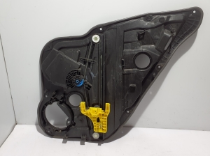 Kia Niro EX (2022–2026) Rear side door window regulator 83470AT000 - 3