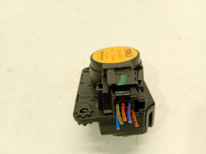 Opel Astra K (2015–2021) Salongi soojenduse klapi mootor 2606184C - 4